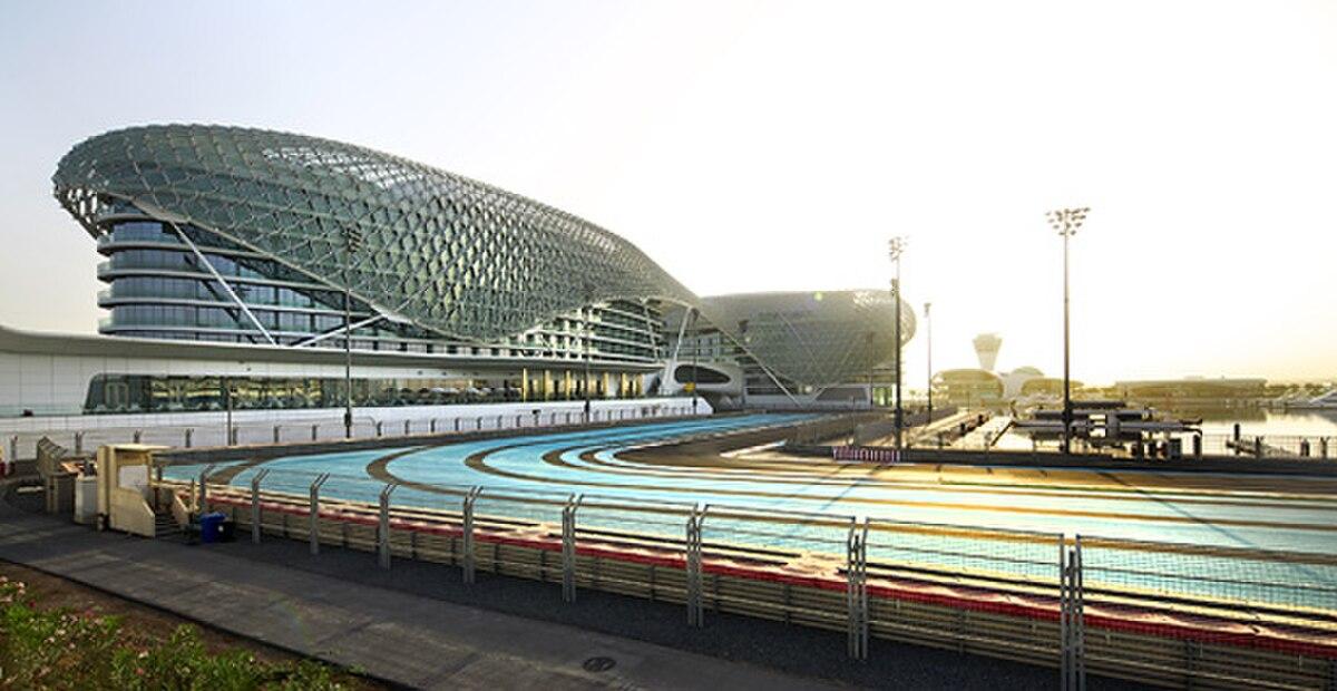 Business Hotels near Zayed City